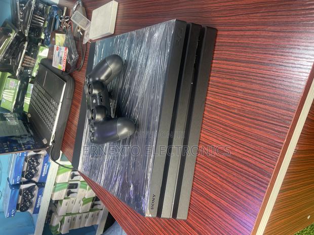 Ps4 Pro Loaded With Games