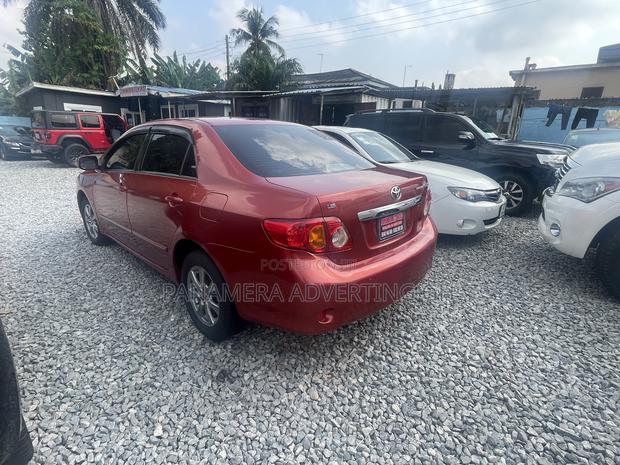 Toyota Corolla LE Special Edition 4dr Sedan (1.8L 4cyl 4A) 2013 Red