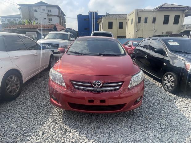 Toyota Corolla LE Special Edition 4dr Sedan (1.8L 4cyl 4A) 2013 Red