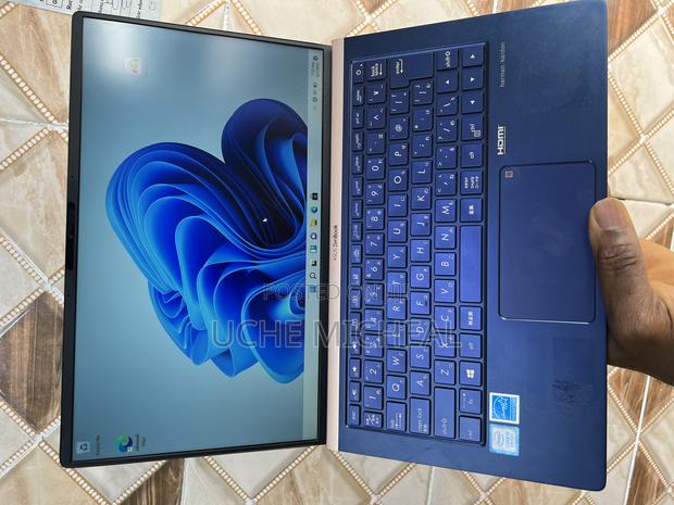 Laptop Asus ZenBook UX330UA 8GB Intel Core I5 SSD 256GB