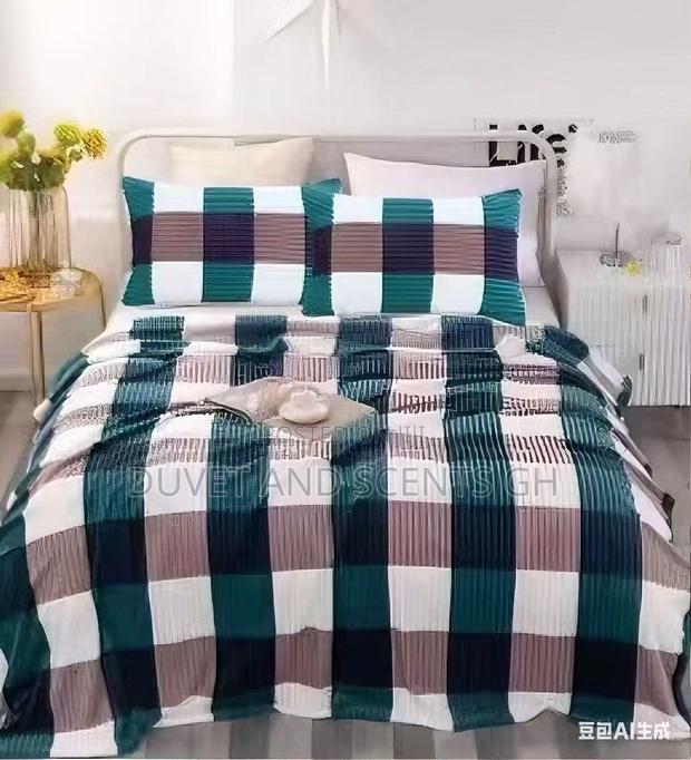 Super Comfy And Fluffy Flannel Blankets With 2 Pillowcases photo 5
