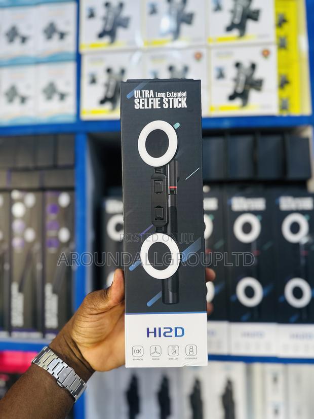 Hi2d Selfie Sticks