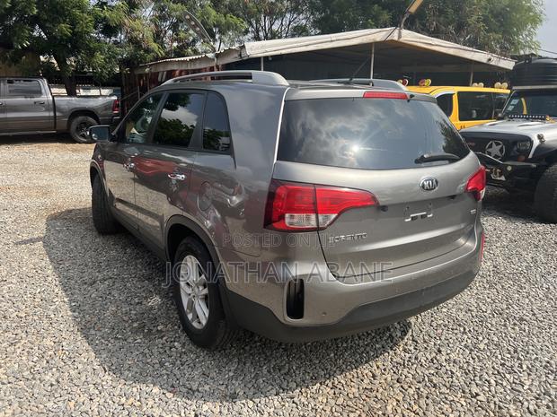 Kia Sorento 2014 Gray photo 7