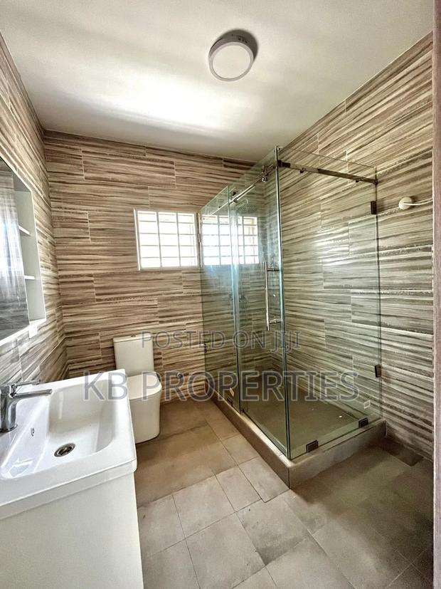 4bdrm House in Kb Properties, Spintex for rent · Photo 4