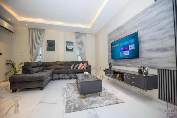 Furnished 2bdrm Apartment for sale · Photo 4