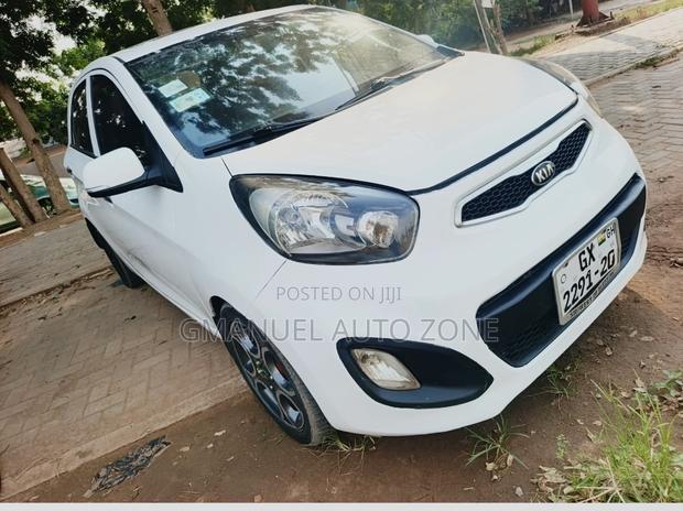 Kia Morning 2012 White photo 8