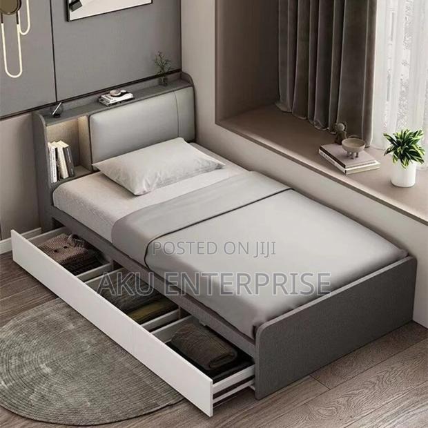 One and Half Bed With Storage Drawers · Photo 2