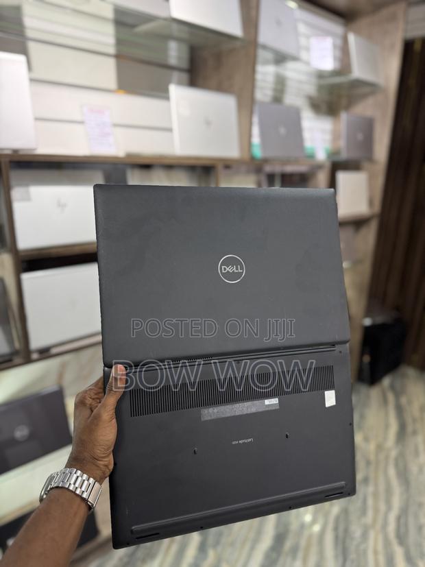 Laptop Dell Latitude 3520 16GB Intel Core I7 SSD 256GB photo 3