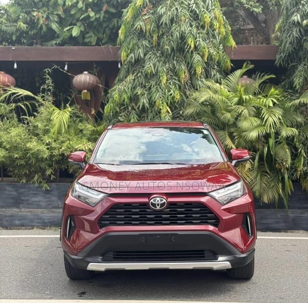 Toyota RAV4 Limited AWD 2023 Red