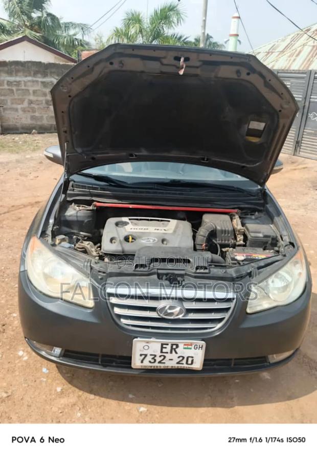 Hyundai Avante 2010 Gray photo 7