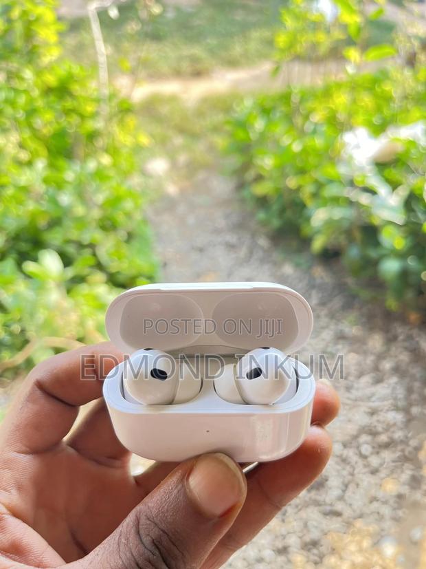 Apple Airpods Pro (2nd Gen) photo 11