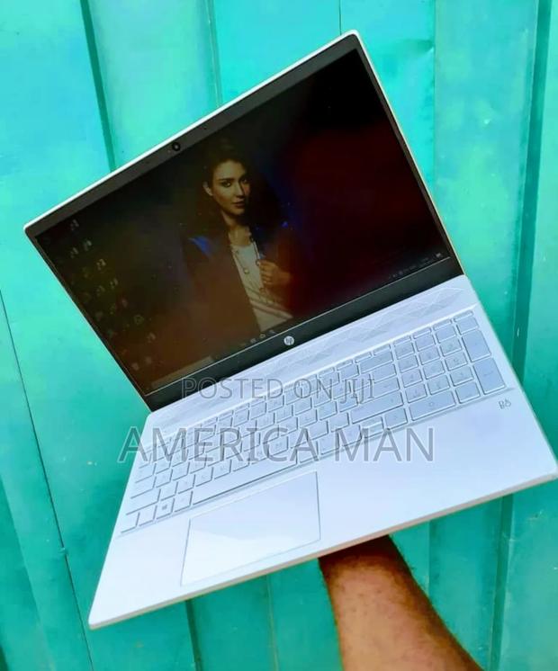 Laptop HP Pavilion 15 4GB Intel Core I3 SSD 256GB photo 2