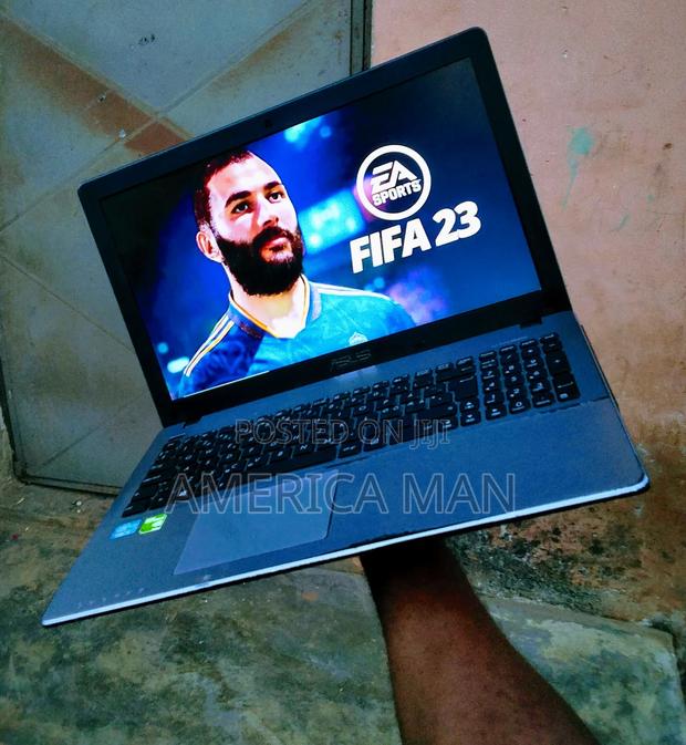 Laptop Asus F550CC 8GB Intel Core I5 HDD 750GB