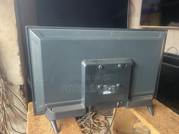 Hkc Led Tv (32)