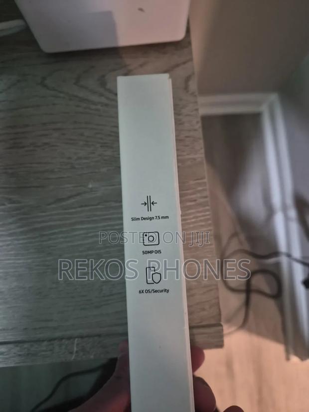 New Samsung Galaxy A17 256 GB photo 3