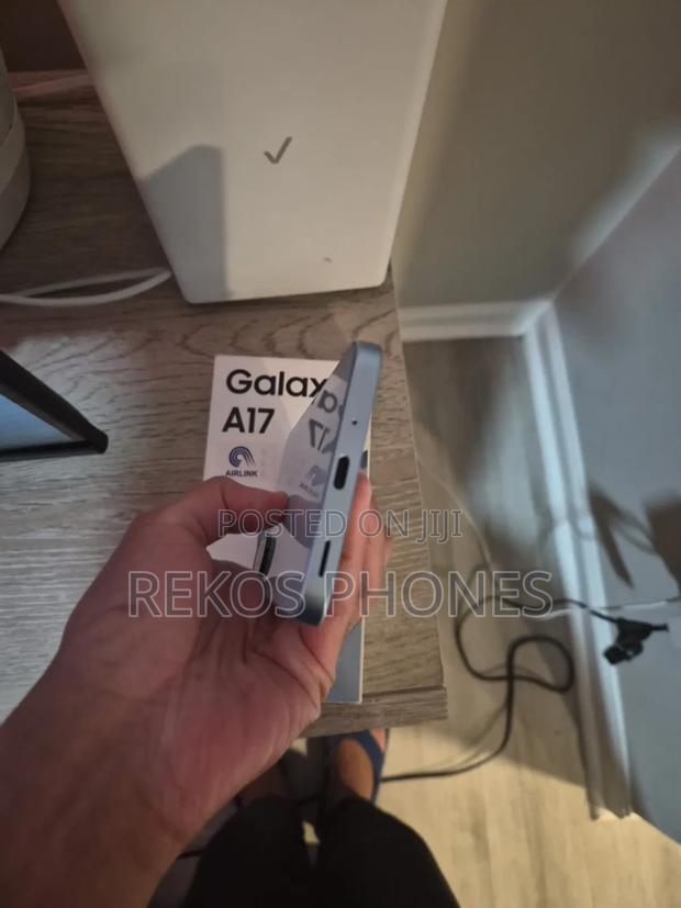 New Samsung Galaxy A17 256 GB photo 5