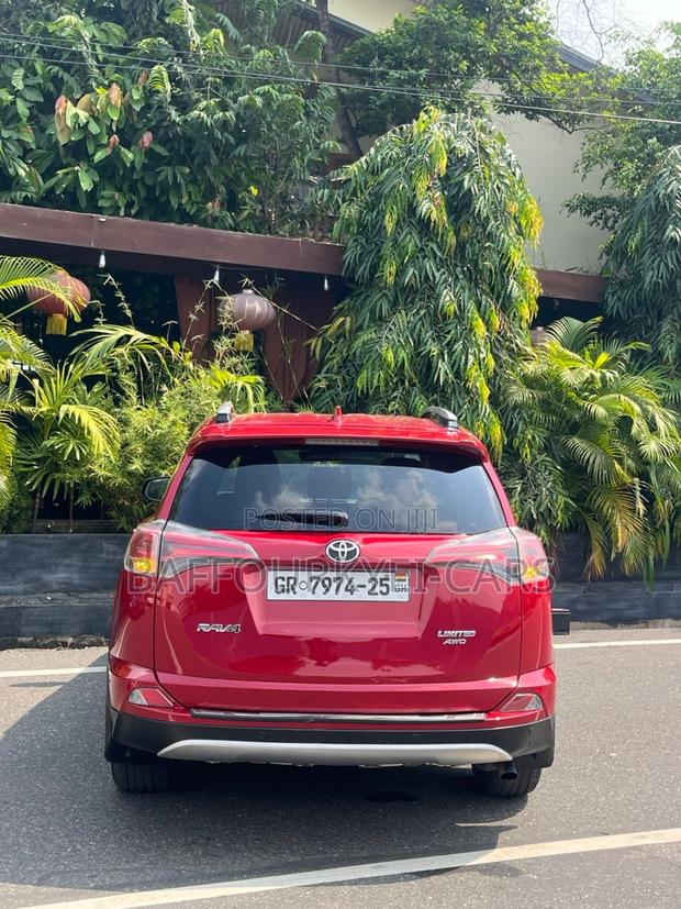 Toyota RAV4 Limited AWD (2.5L 4cyl 6A) 2016 Red photo 7