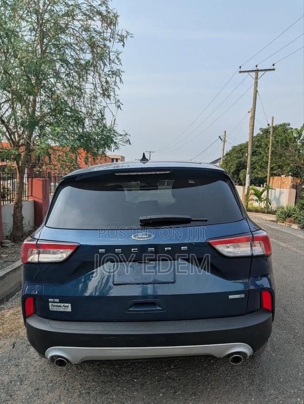 Ford Escape SE AWD 2020 Blue photo 4