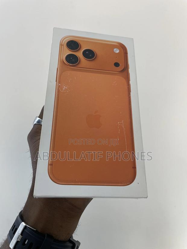 New Apple iPhone 17 Pro Max 256 GB Orange