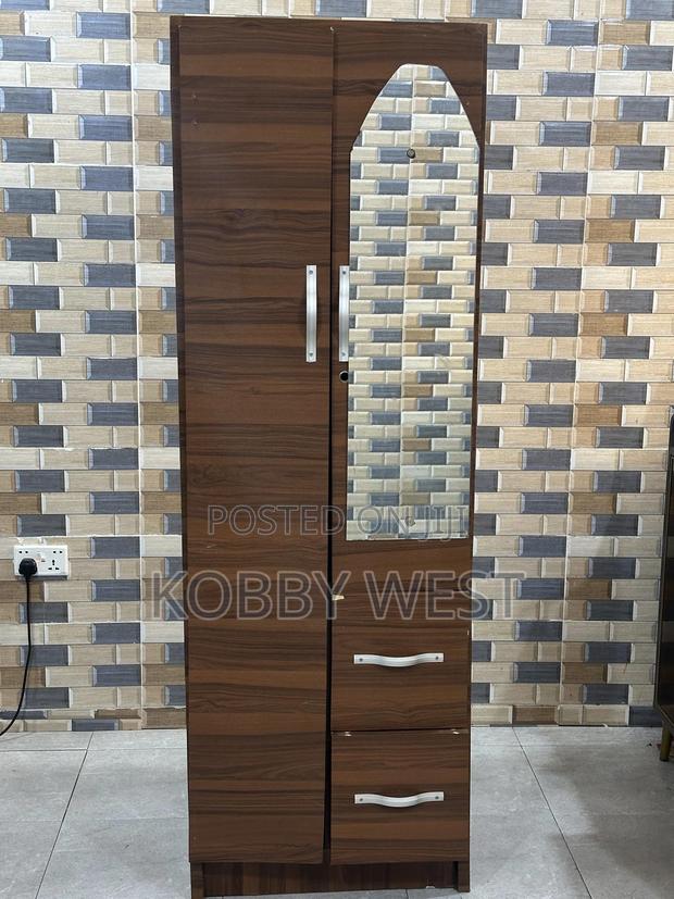 Brown Wardrobe photo 3