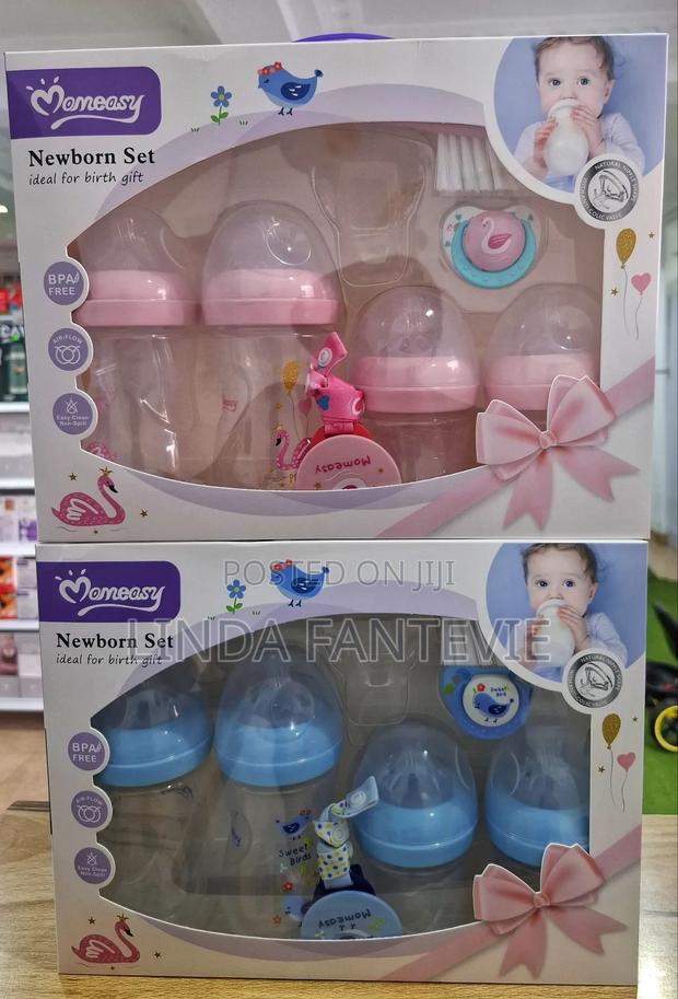 Momeasy Newborn Feeding Bottle Set
