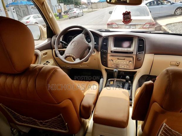 Toyota Land Cruiser 100 4.7 Executive 2007 Gold photo 7