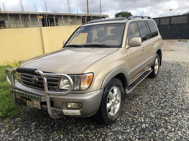 Toyota Land Cruiser 100 4.7 Executive 2007 Gold