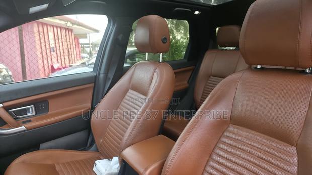 Land Rover Discovery Sport HSE LUX 2017 Black photo 3