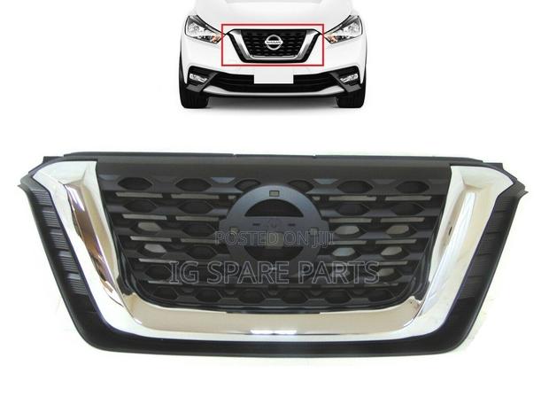 Nissan Kicks 2015-2018 Front Grille