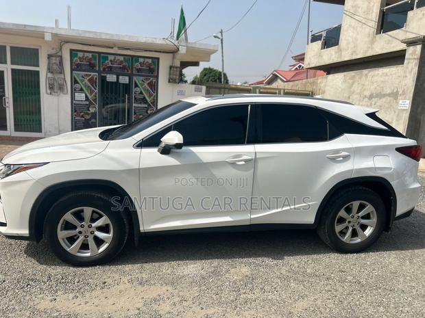 Lexus Rx350 For Rent photo 2