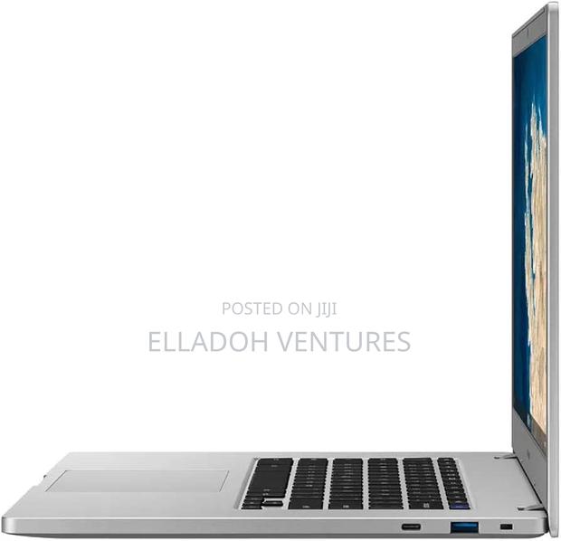 New Laptop Samsung 4GB Intel Celeron SSD 128GB photo 3