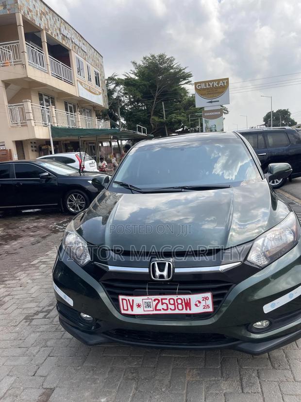 Honda HR-V 4dr SUV (1.5L 4cyl CVT) 2016 Gray