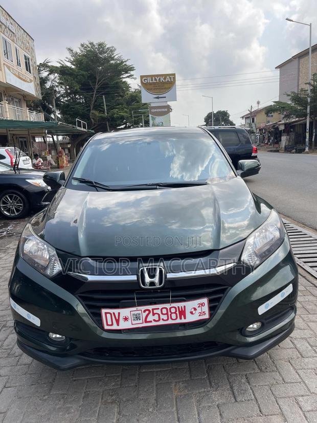 Honda HR-V 4dr SUV (1.5L 4cyl CVT) 2016 Gray