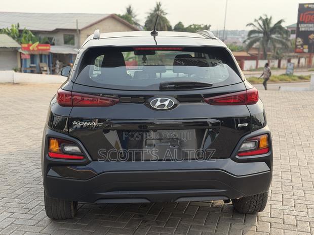 Hyundai Kona 2020 Black photo 2