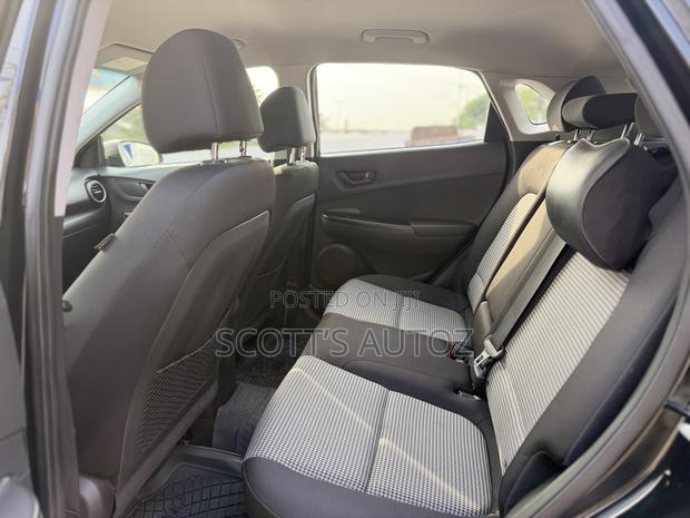 Hyundai Kona 2020 Black photo 6