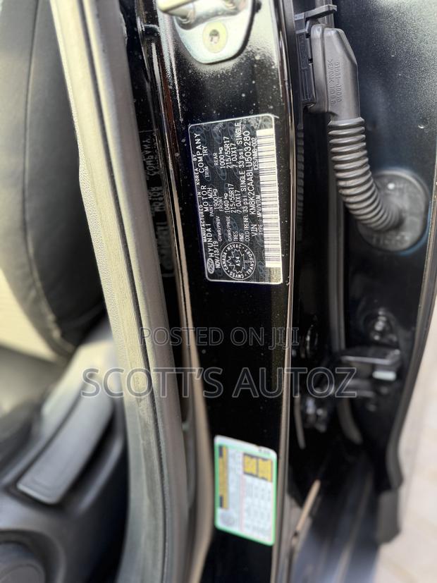 Hyundai Kona 2020 Black photo 13