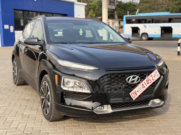 Hyundai Kona 2020 Black photo 3