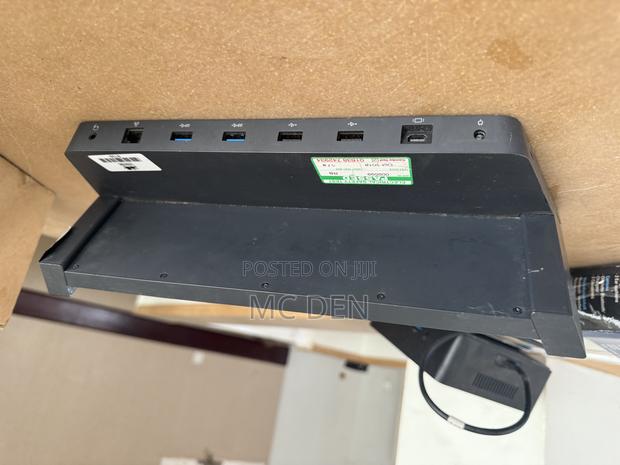Microsoft Surface Docking Station photo 3