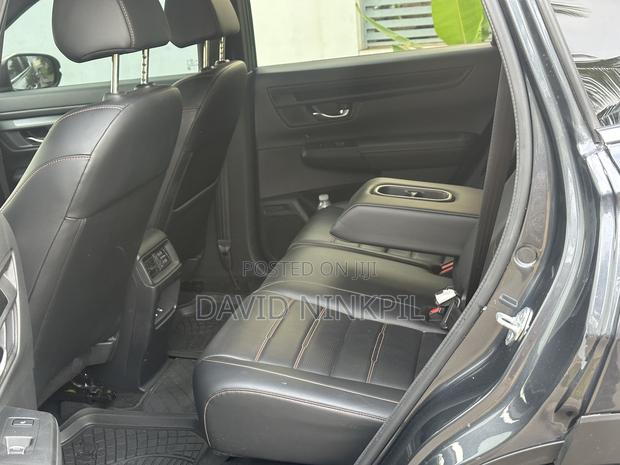 Honda CR-V 2025 Gray