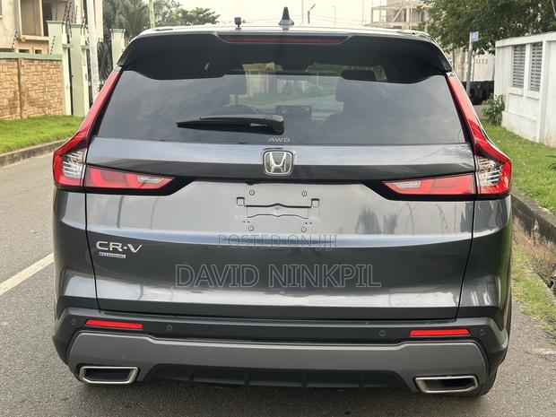 Honda CR-V 2025 Gray