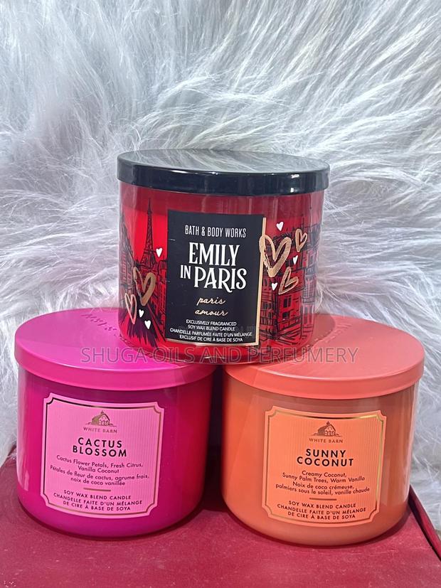 Bath And Body Works Scented Candles photo 6