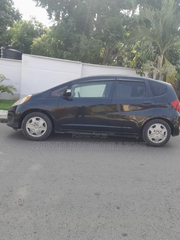 Honda Fit Automatic 2011 Black photo 9