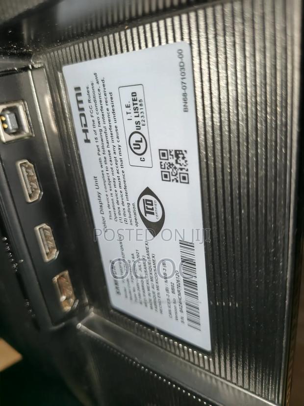 24" Samsung Computer Monitor Edgeless photo 3