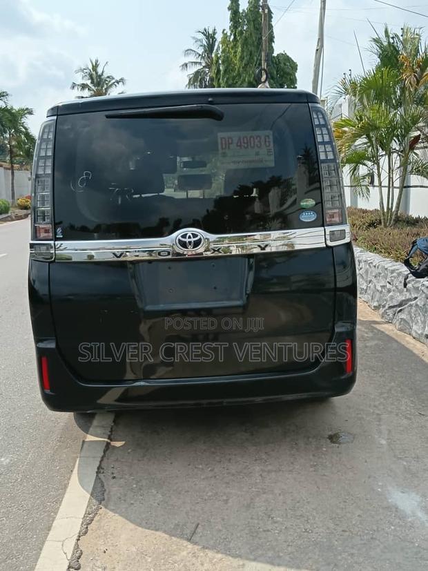 Toyota Voxy 2015 Black