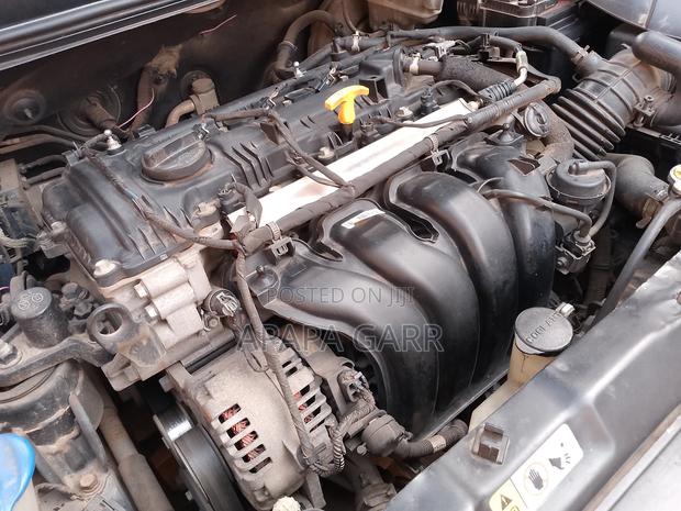 Hyundai Elantra 2016 Blue photo 13