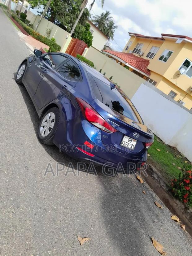 Hyundai Elantra 2016 Blue photo 4