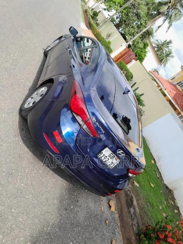 Hyundai Elantra 2016 Blue photo 7