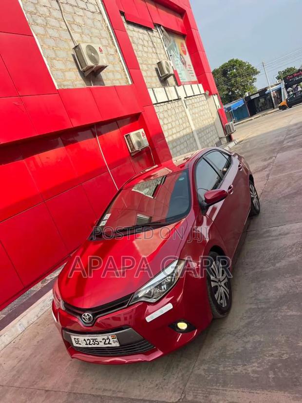 Toyota Corolla 2016 Red