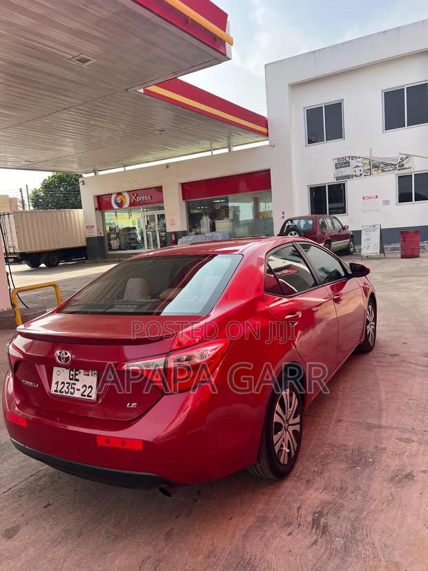 Toyota Corolla 2016 Red photo 5