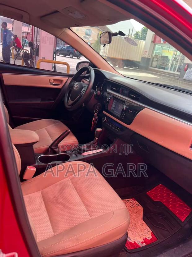 Toyota Corolla 2016 Red photo 7